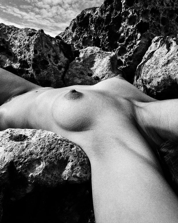 Mia among the rocks at the seaside Artistic Nude Photo by Photographer RayRapkerg