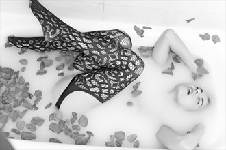 Milk Bath Roses Artistic Nude Photo by Photographer Paula Bertr%C3%A1n