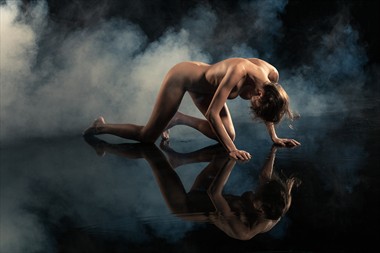 Mirrored Artistic Nude Photo by Photographer V. Potemkin