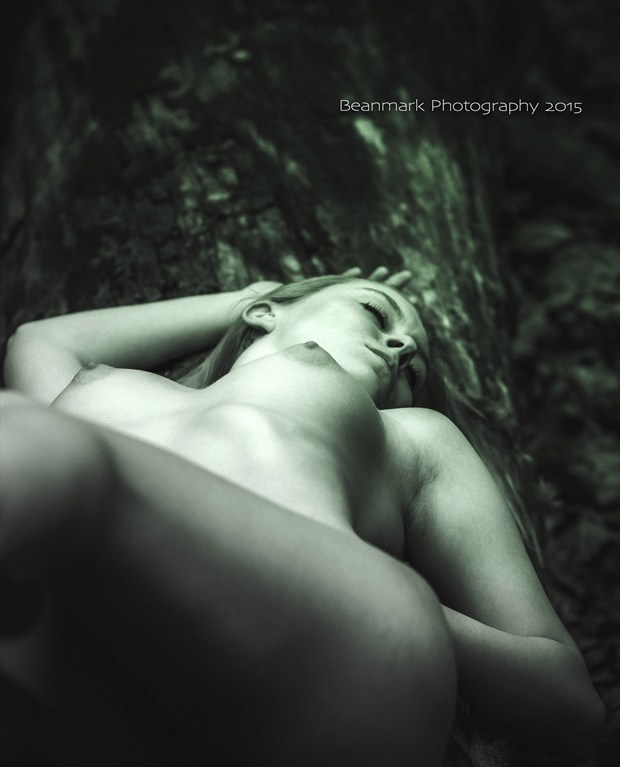 not credited by request Artistic Nude Photo by Photographer Winifred Fotos