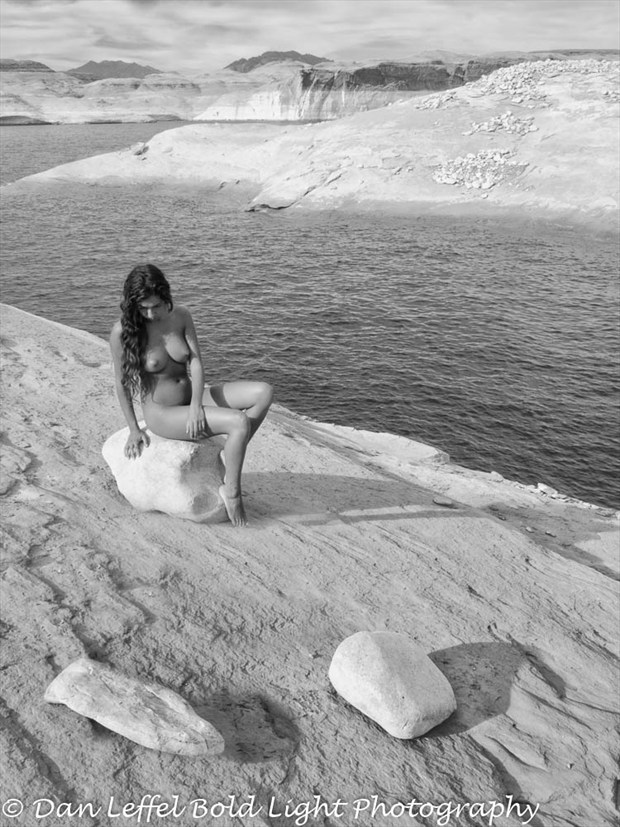 Monique at Lake Powell Artistic Nude Photo by Photographer Danlhsb