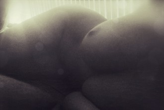 Morning's Rise Artistic Nude Photo by Model SongBirdie