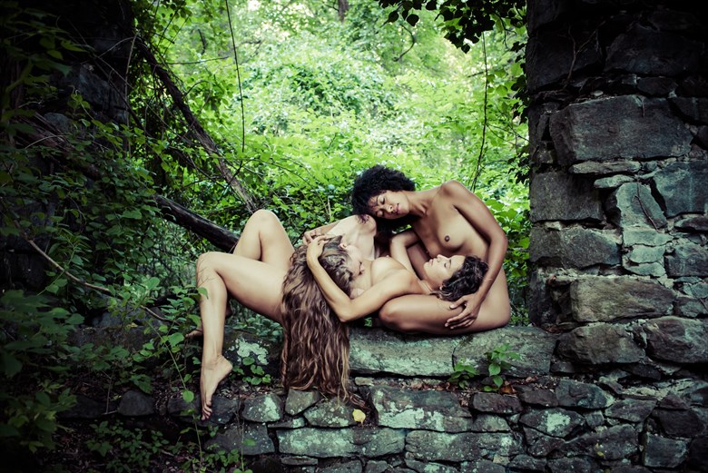 Mothers of Nature Artistic Nude Photo by Model Reece de la Tierra
