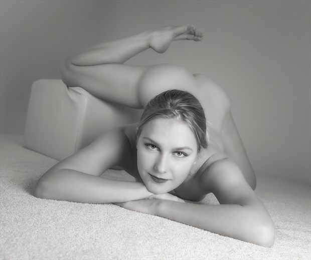 Nadia Ruslanova Artistic Nude Photo by Photographer Samuel E Burns