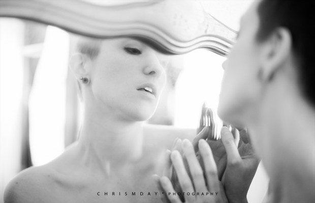 Natural Light Emotional Photo by Photographer CHRISMDAY