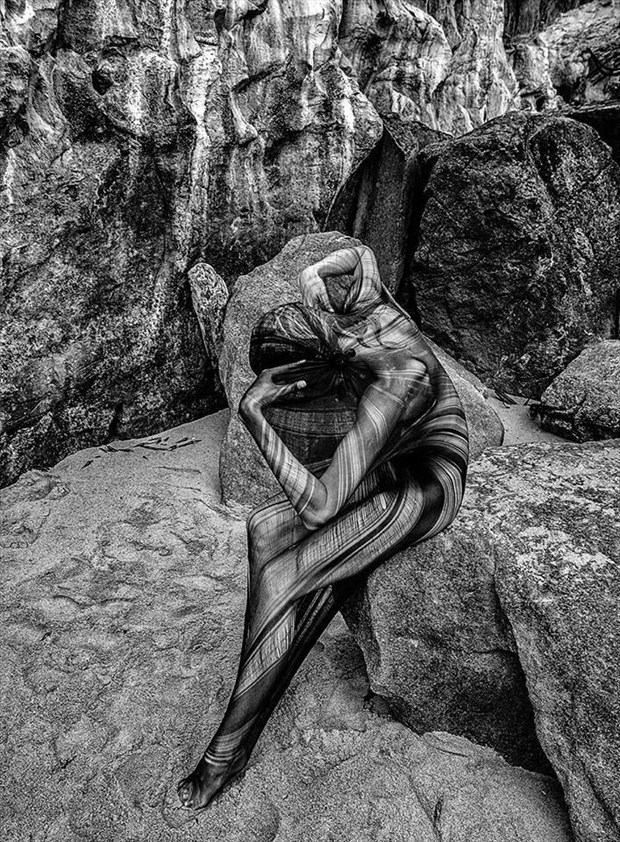 Net&Rock Artistic Nude Photo by Model California Kaela 