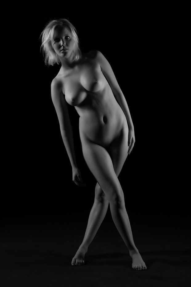 Nicole Artistic Nude Photo by Photographer foko