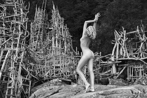 Nimis I Artistic Nude Photo by Photographer CommandoArt