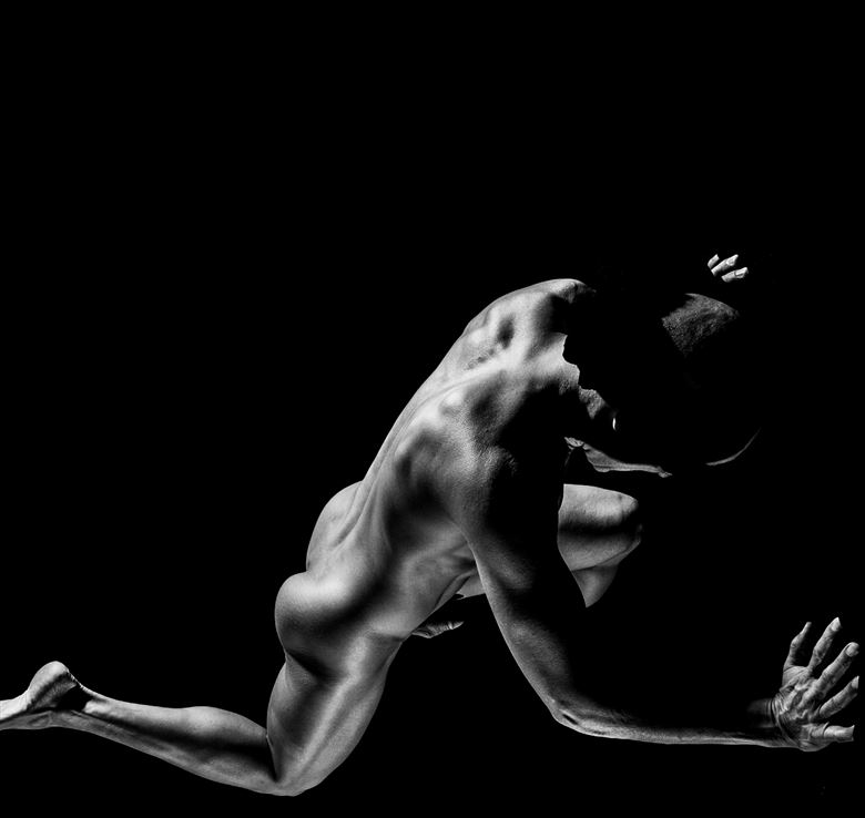 No Way Out Artistic Nude Photo by Model Avid Light