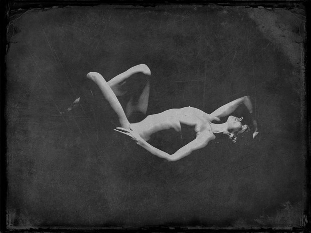 Nude Obscured Artistic Nude Photo by Photographer pblieden