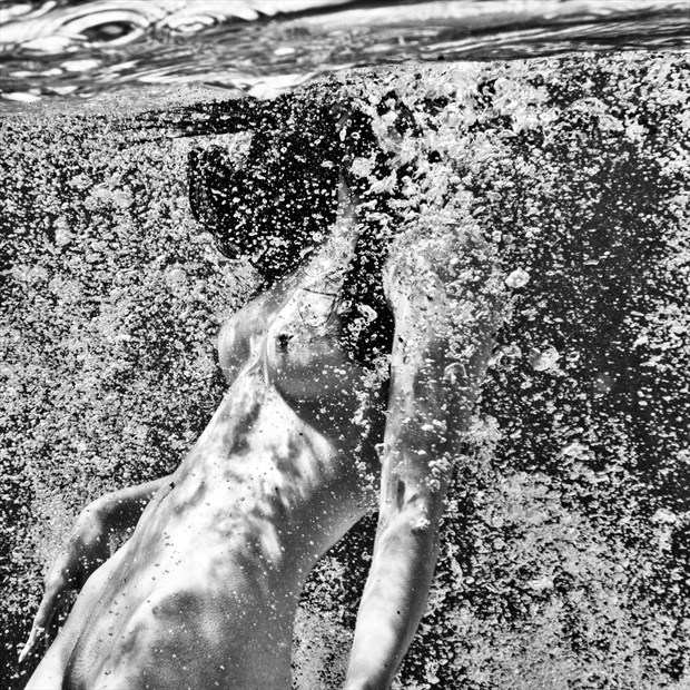 Nude in water Artistic Nude Photo by Photographer Gunnar
