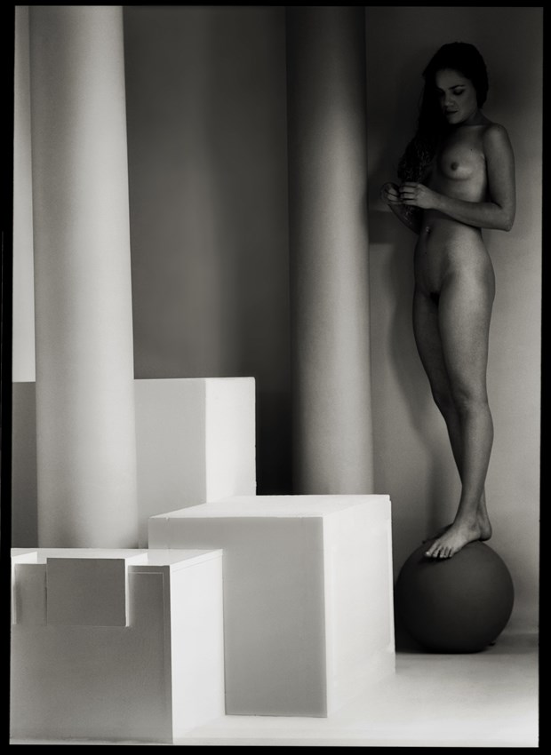 OTA IV Artistic Nude Photo by Photographer Thomas Sauerwein