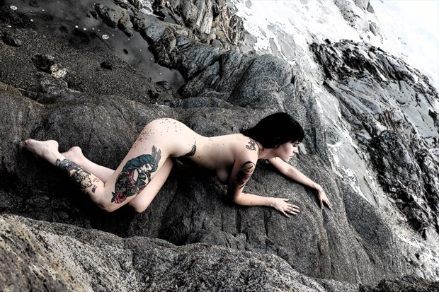 On The Rocks Artistic Nude Photo by Photographer Rahndevue