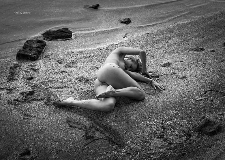 Outdoor Nude Artistic Nude Photo by Photographer Andrey Stanko