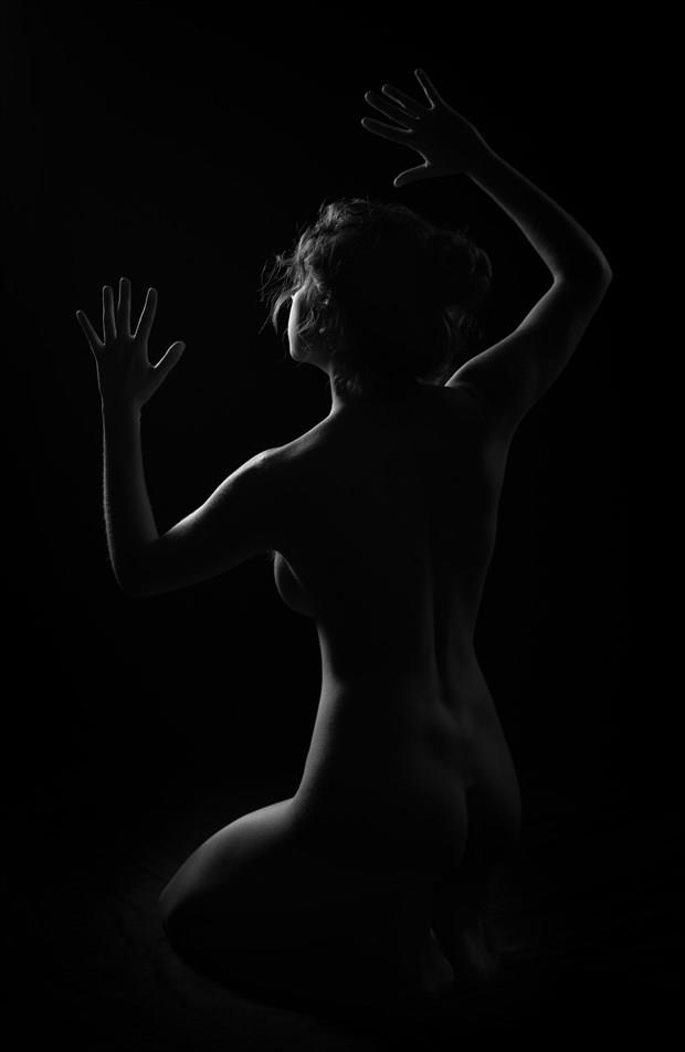 Outline Artistic Nude Photo by Photographer Inge Johnsson