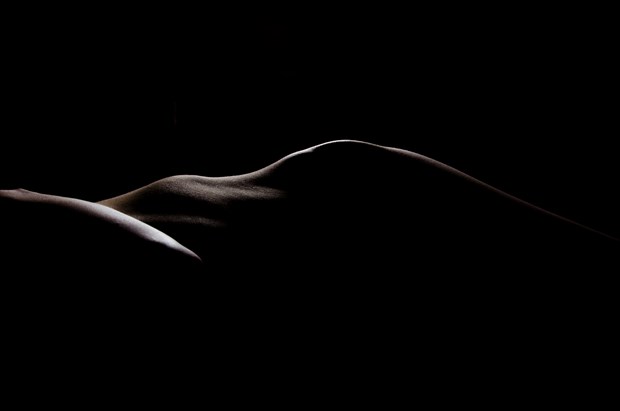 Outline Artistic Nude Photo by Photographer Utah Bohemian