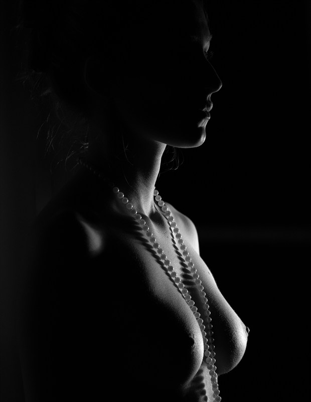 Pearls Artistic Nude Photo by Model Eleanor Kathryn