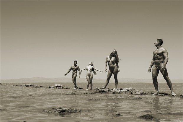 People At The Sea Artistic Nude Photo by Photographer David Winge