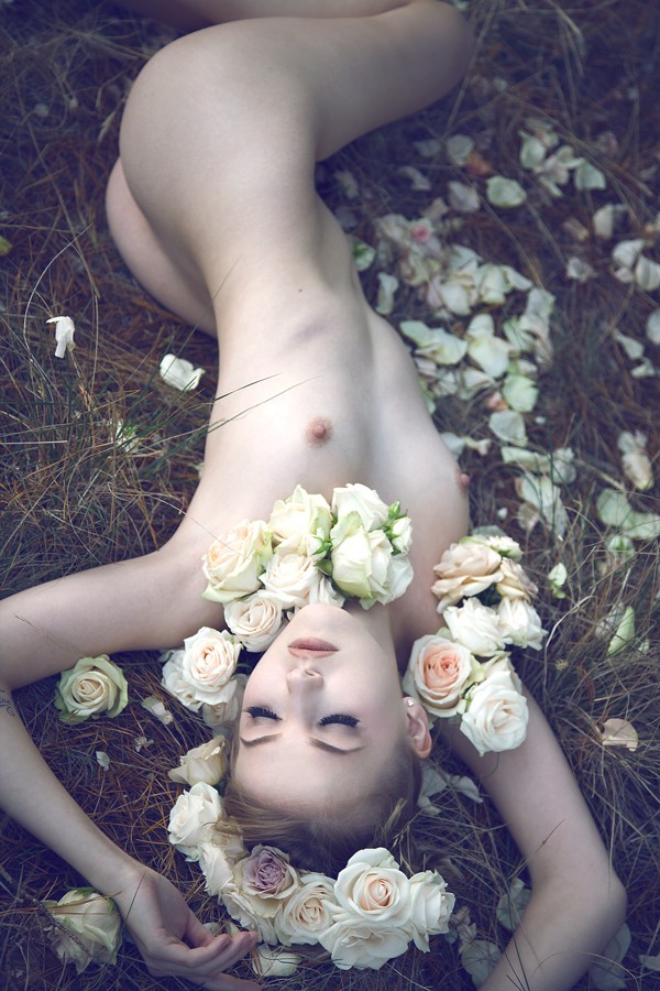 Petal  Artistic Nude Photo by Model Sylph Sia