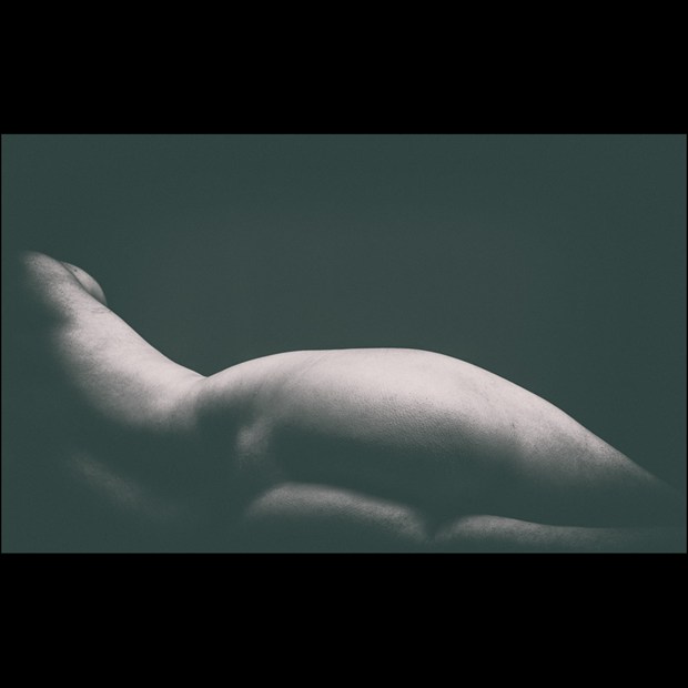 Phane Artistic Nude Photo by Photographer Gregory Garecki