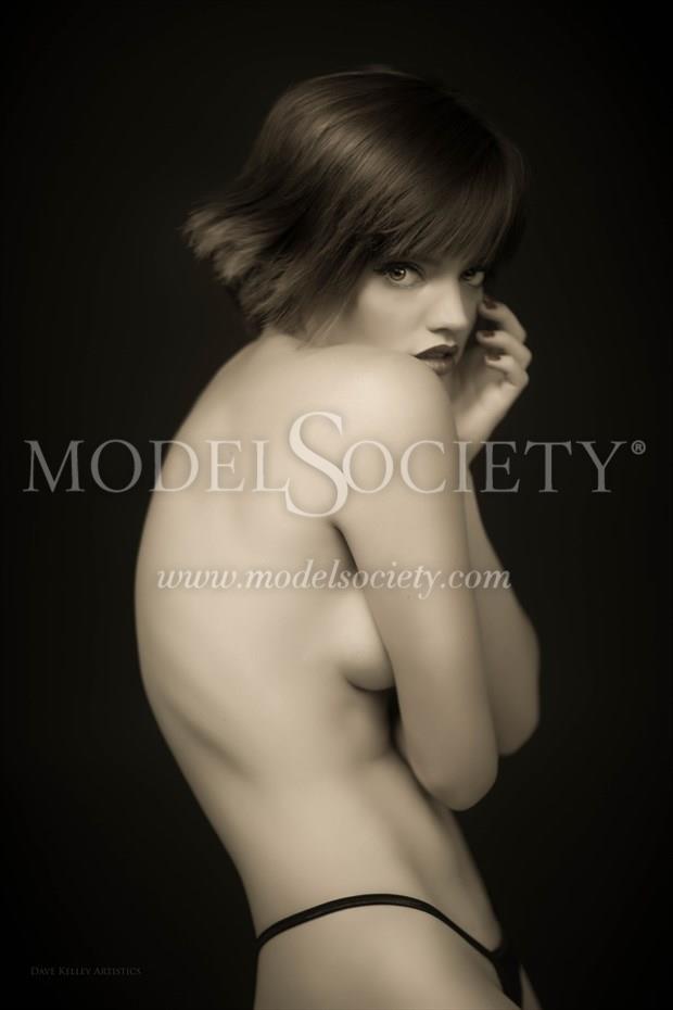 Photograph by Dave Kelley Artistic Nude Photo by Model Violet Pixie