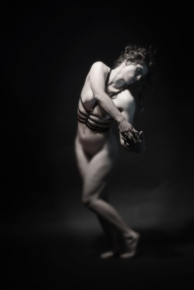 Pose of a Art Model Artistic Nude Photo by Photographer Mark Bigelow