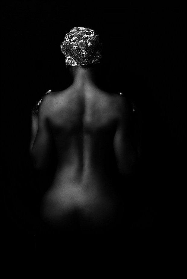 Queen Artistic Nude Photo by Photographer Mshairi