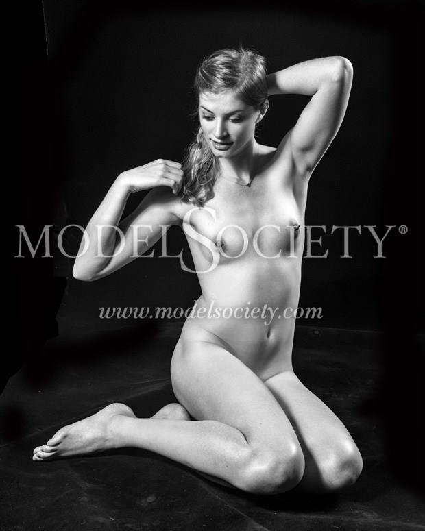 Rachel Artistic Nude Photo by Photographer Mass Photo Guy