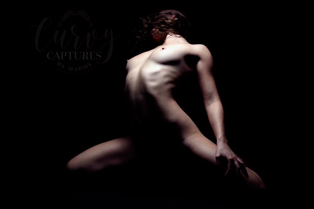 Radiating Light  Artistic Nude Photo by Photographer MaddyLens Photography