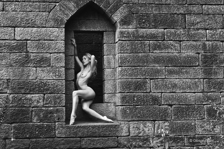 Raphealla Rivington Artistic Nude Photo by Photographer Gibson