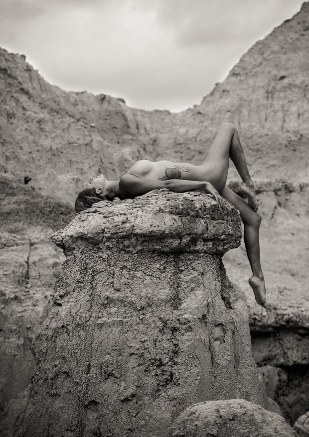 Reclining Beauty Artistic Nude Photo by Photographer Risen Phoenix