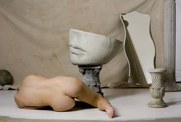 Reclining torso Artistic Nude Photo by Photographer Thomas Sauerwein