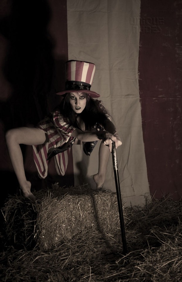 Ringmaster Artistic Nude Photo by Photographer Unique Nudes