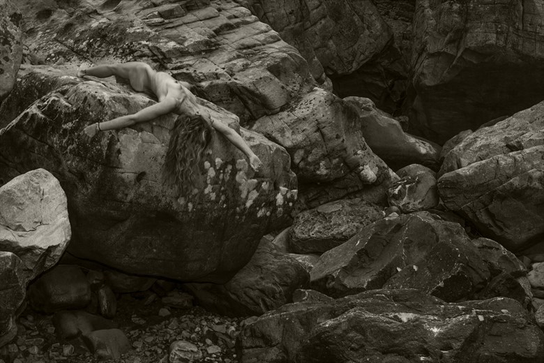 Rock Garden I Artistic Nude Photo by Photographer CurvedLight