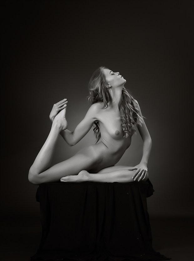 Rubia Artistic Nude Photo by Photographer Rossomck