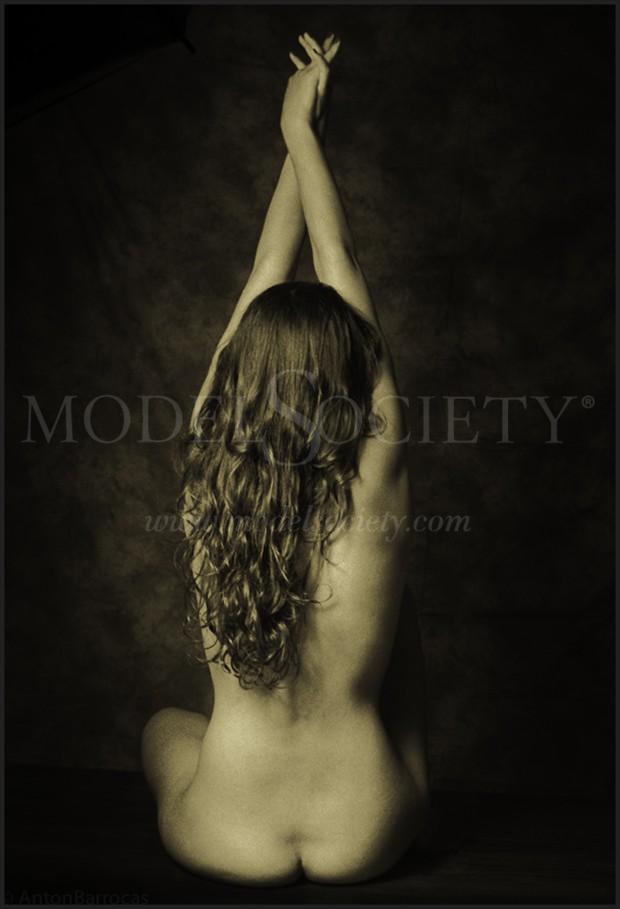S.  Artistic Nude Photo by Photographer antonbaroc