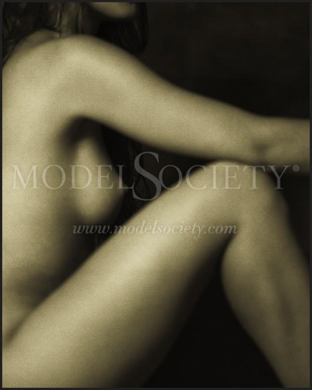 S.  Artistic Nude Photo by Photographer antonbaroc