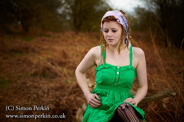 SIMON PERKIN PHOTOGRAPHY Nature Photo by Model Chelle