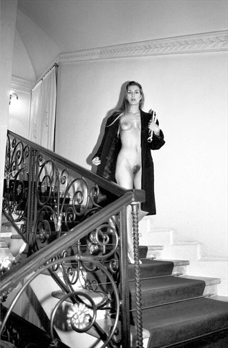 STAIR DESCENT Erotic Photo by Photographer Jean Claude BERTRAND