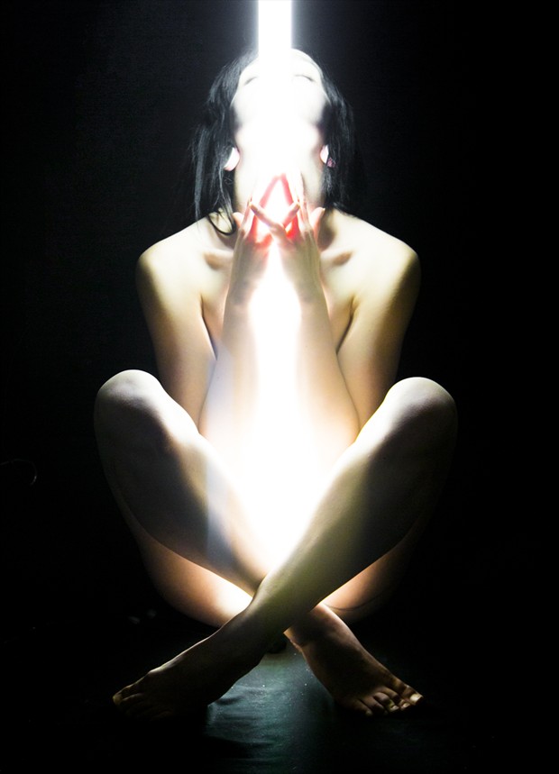 Sasha Artistic Nude Photo by Artist Freddie Graves