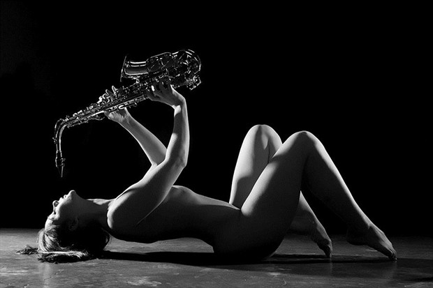 Sax Appeal Artistic Nude Photo by Photographer mephotography