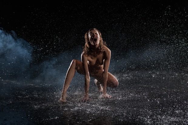 Scream Artistic Nude Photo by Photographer V. Potemkin