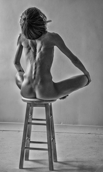 Seated nuded Artistic Nude Photo by Photographer pinnawala