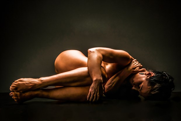 Side Fetal Artistic Nude Photo by Model AnayaVivian