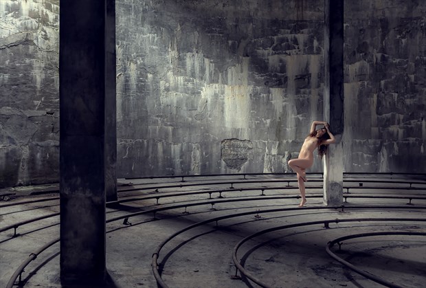 Silo Artistic Nude Photo by Photographer Bkort photography