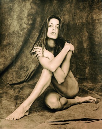 Sitting Artistic Nude Photo by Artist iRog