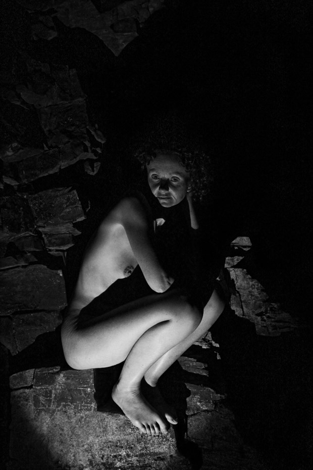 Sitting in the Shadows Artistic Nude Photo by Photographer Photorunner