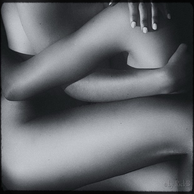 Skins Artistic Nude Photo by Photographer RickB