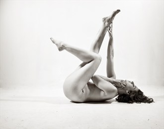 Sophia 01 Artistic Nude Photo by Photographer WMRPhoto