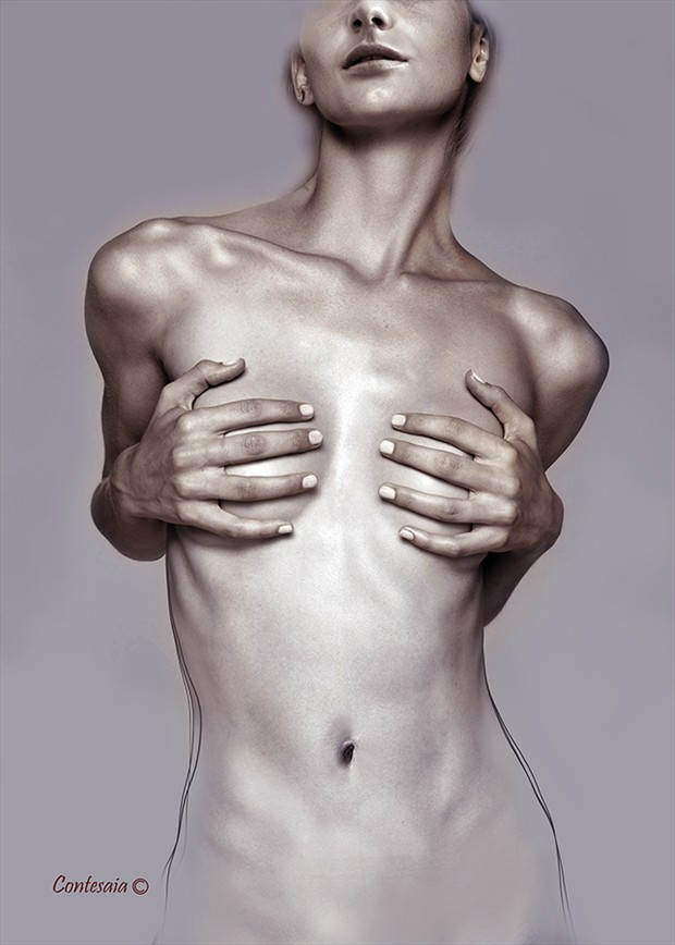 Studio Mani Artistic Nude Artwork by Artist Contesaia